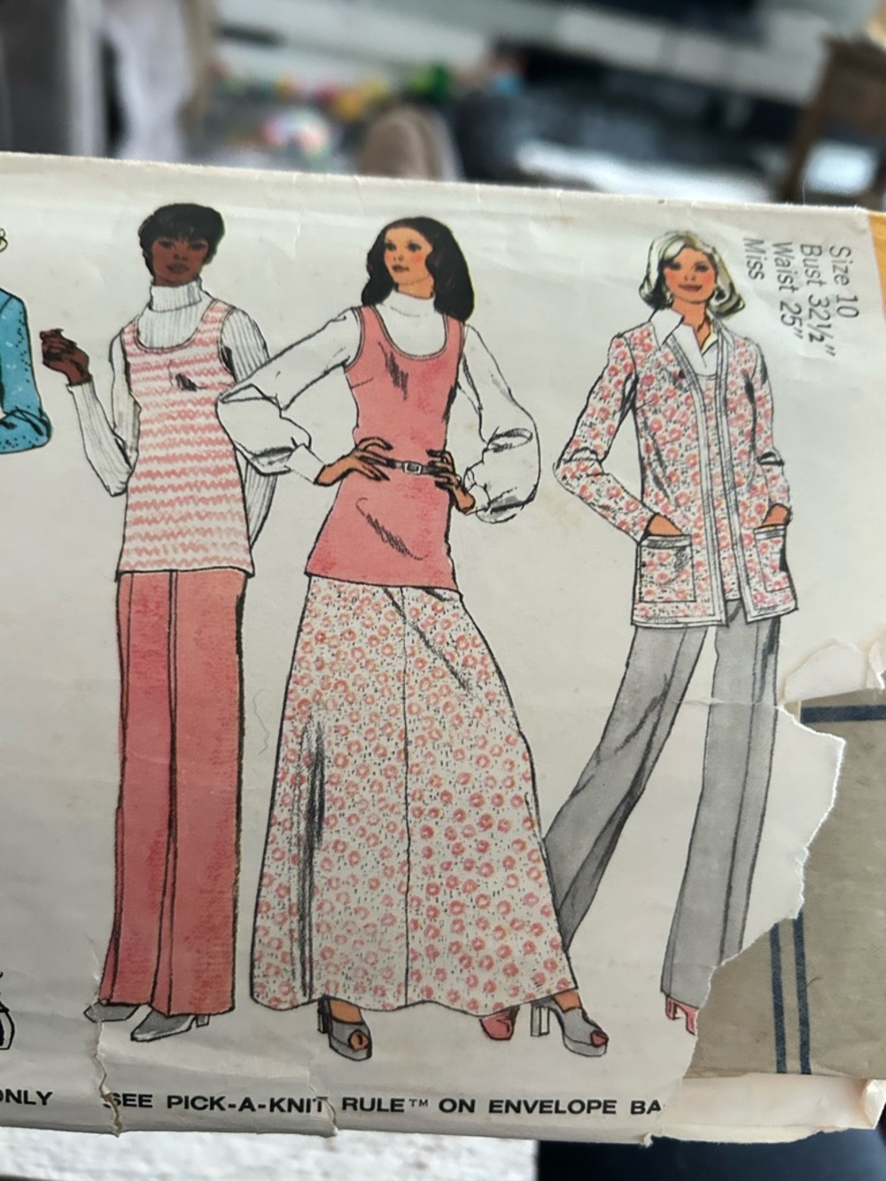 5/$25 simplicity 5357 Vintage Sewing Pattern Illustration - Pink & Floral Set - Picture 2 of 7